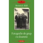 Fotografie de grup cu doamna